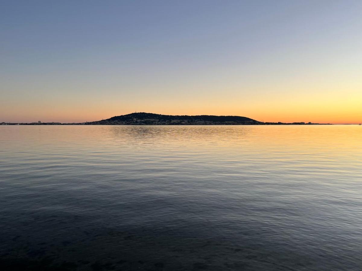 Sete 6Eme Vue Sur Le Canal Et L'Etang Dış mekan fotoğraf